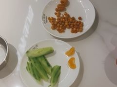 -洪氏嗨捞·广东猪肚鸡·椰子鸡火锅(西咸万象城店)