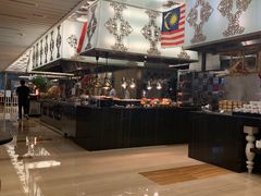 -圣丰索菲特·2 On 988 Café 自助餐厅