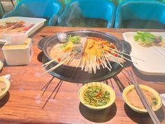 -签多多串串香火锅