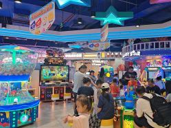 -LuckyStar幸运星家庭娱乐中心(东莞国贸店)