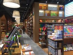 -百新书局(尚悦湾店)