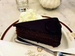 -Cafe Sacher(WIEN)