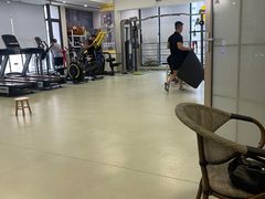 -中田健身工作室(绿地大道店)