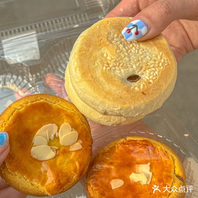 鲍师傅新品好绝👌🏻巧克力啵啵泡芙好可爱