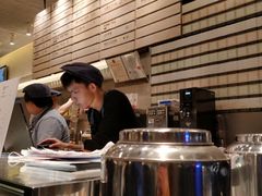 -喜茶(上海打浦桥日月光gelato lab+店)