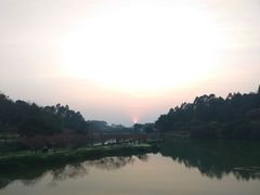 -南国桃园旅游度假区