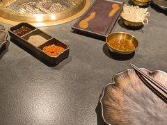 -铭牛烧肉·和牛海鲜自助(高新月牙湖店)