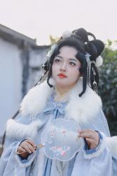 -一揽芳华汉服旗袍体验馆(拙政园店)