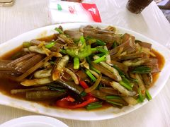 -覃记海鲜美食餐厅