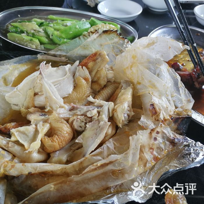 接霞庄御霞苑泥烩鸡休闲农庄