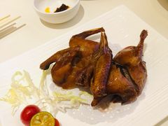 招牌红烧乳鸽-半岛太子酒家(海港城店)
