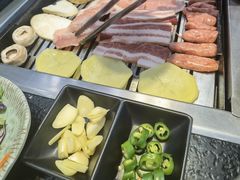 -臻牛烤肉