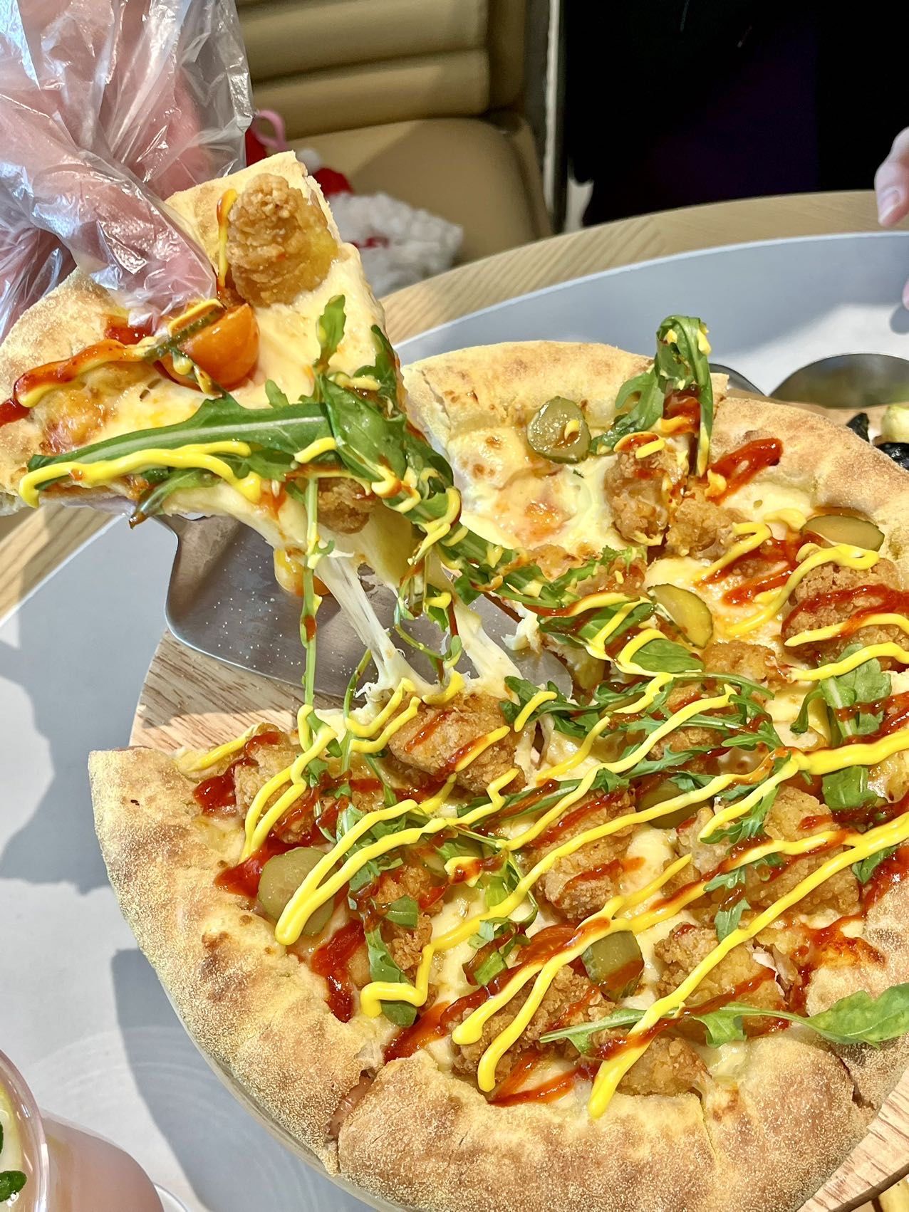 爱吃卷边披萨的有福啦!福州新店!