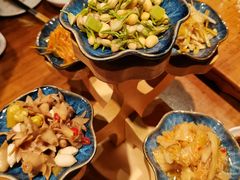-慢丽江·云南野生菌土鸡锅(西山店)