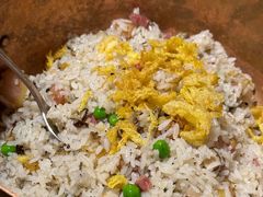 铜锅鲍鱼黑松露焖饭-丽江金茂凯悦臻选酒店-滇香馆
