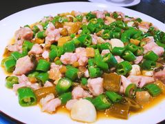 -万重锦·人文川菜馆(骡马市店)