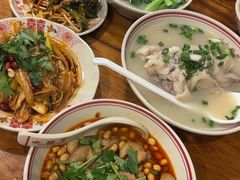-老方桌烂蹄花川菜馆(九龙坡店)