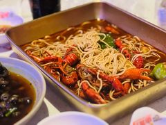 -红盔侠小龙虾(海宁银泰店)