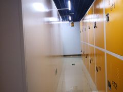 -安东易迷你自助仓储寄存仓库(草桥店)