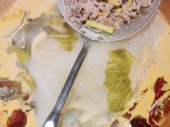 -洱火云南酸菜牛肉火锅(石景山当代商城店)