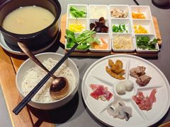 云南过桥米线-云海肴·汽锅鸡·云南菜(高德置地店)