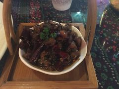 芝麻陈皮兔丁-蘑菇私房菜小馆(杨家坪西城天街店)