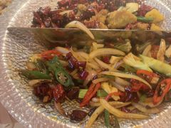 -小鱼小牛·鱼牛干锅·脆鱼火锅(世欧广场店)