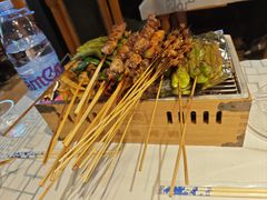-云晓光头烧烤吧(德平路店)