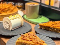 -潮一不贰·法式甜品·生日蛋糕·西式简餐(外滩店)