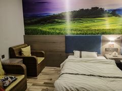 -优莱精选酒店(兰州城关区平凉路东方红广场地铁站店)