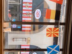 -红宝石·鲜奶小方·海派西点房(联洋店)