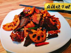 卤藕烧牛腱-房陵农家(东亭店)