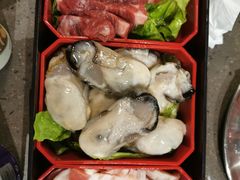 牛肉， 生蠔，豬腩肉-校长烧肉日韩料理(荃湾店)