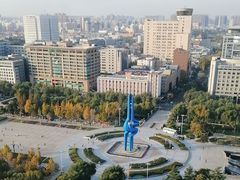 -泉城广场