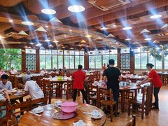 大堂-绿雅居原生态农庄(小涌店)