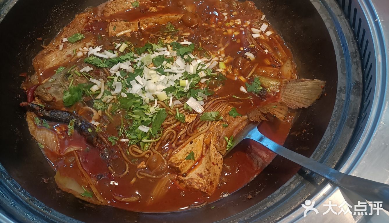 偶然发现的这家宝藏店铺，五花肉鱼锅直接惊艳到我