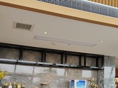 -四月吧餐厅(正阳步行街店)