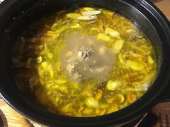 -菌海森林·非遗野生菌火锅(西山区滇池路摩根道店)