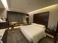 -上海龙之梦万丽酒店