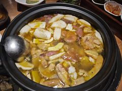 -一朵菌·野生菌探索家火锅(南亚店)