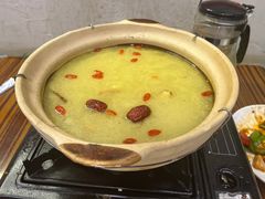 滋补花雕鸡锅-谢记上海大排档(长寿路店)