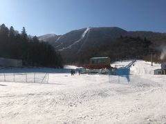 -亚布力新体委滑雪场