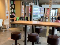 大堂-麦当劳(百荣世贸商城店)