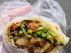 -老王芙蓉蛋卷饼(万达店)