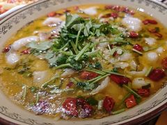 -聚汇三少·龙虾·中餐厅(莫邪路新天地店)
