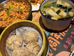 -喝丢一只鞋海鲜烧烤·海肠捞饭(东关街店)