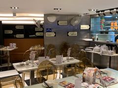-新大咀港式茶餐厅(宝山万达店)