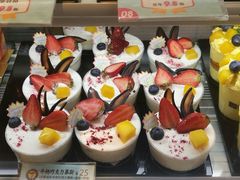 牛奶巧克力慕斯-天母蓝鸟烘焙·蛋糕·下午茶(时代城广场店)