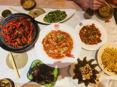 -肥肥虾庄·金牌油焖大虾(首义路店)