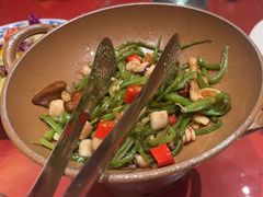 -鱼满舱.地标海鲜.正宗鲁菜(金沙滩店)